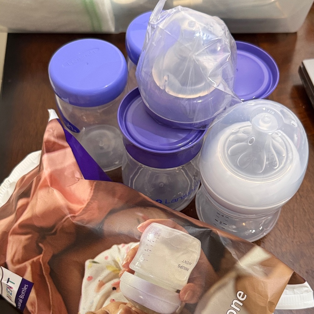 Miscellaneous Lansinoh and Advent Bottles/storage 💜